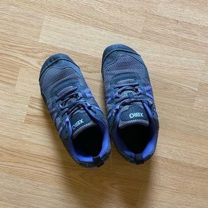 Xero nearly new women's size 9